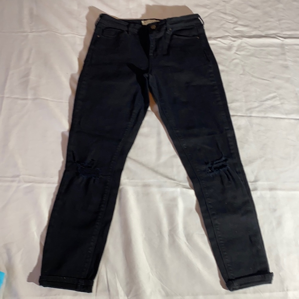 Bullhead distressed black high rise skinniest ankle jeans 26